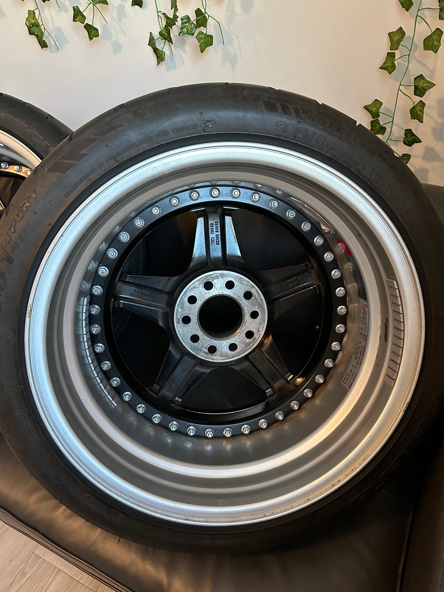 SSR SP6 18 inch 10.5j +18 5x114.3/112