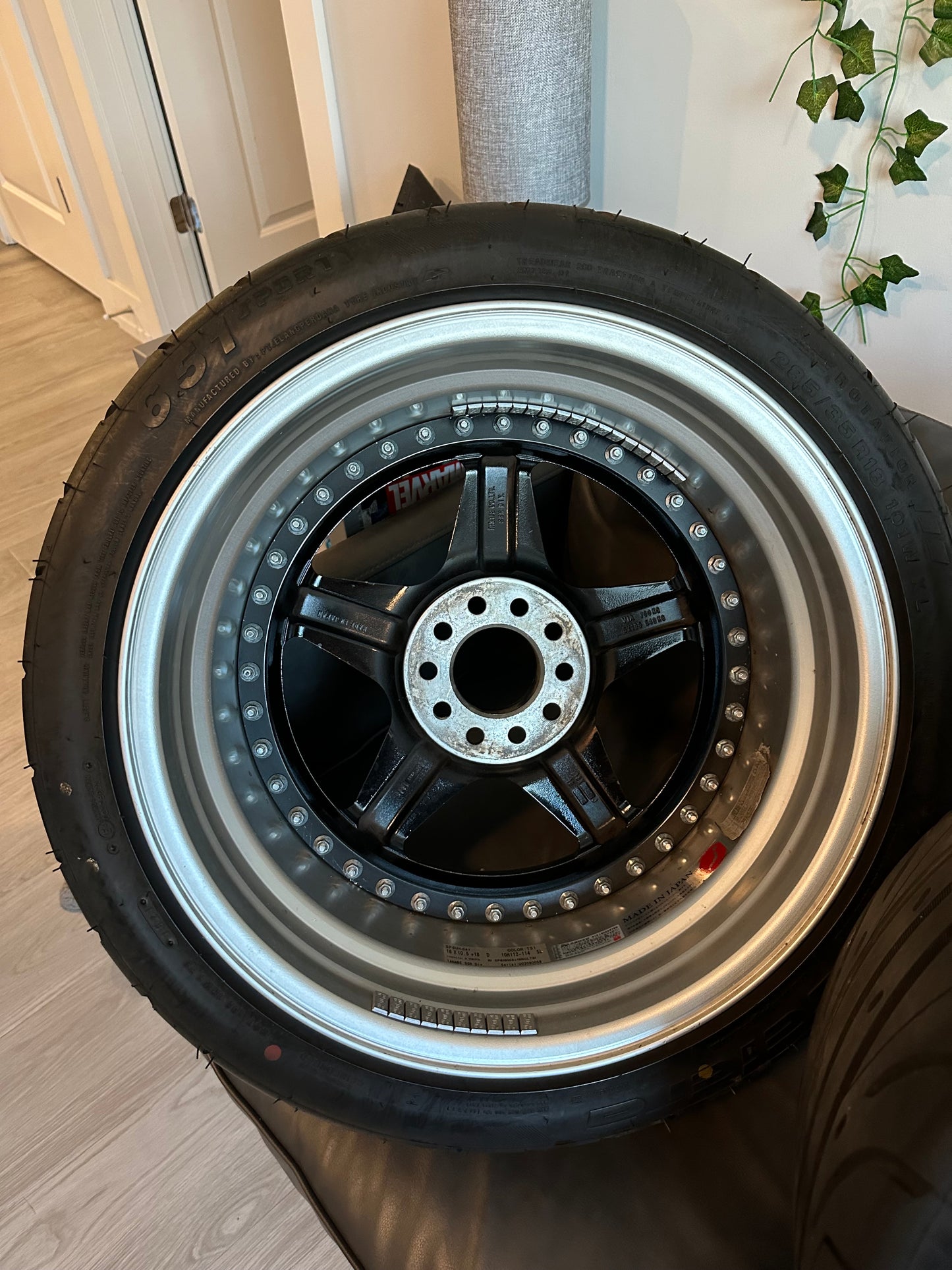 SSR SP6 18 inch 10.5j +18 5x114.3/112