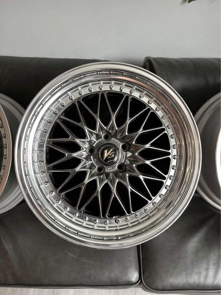 Work VS-XV 19 inch 9.5+35 9.5+27 5x114.3 BBK compatible