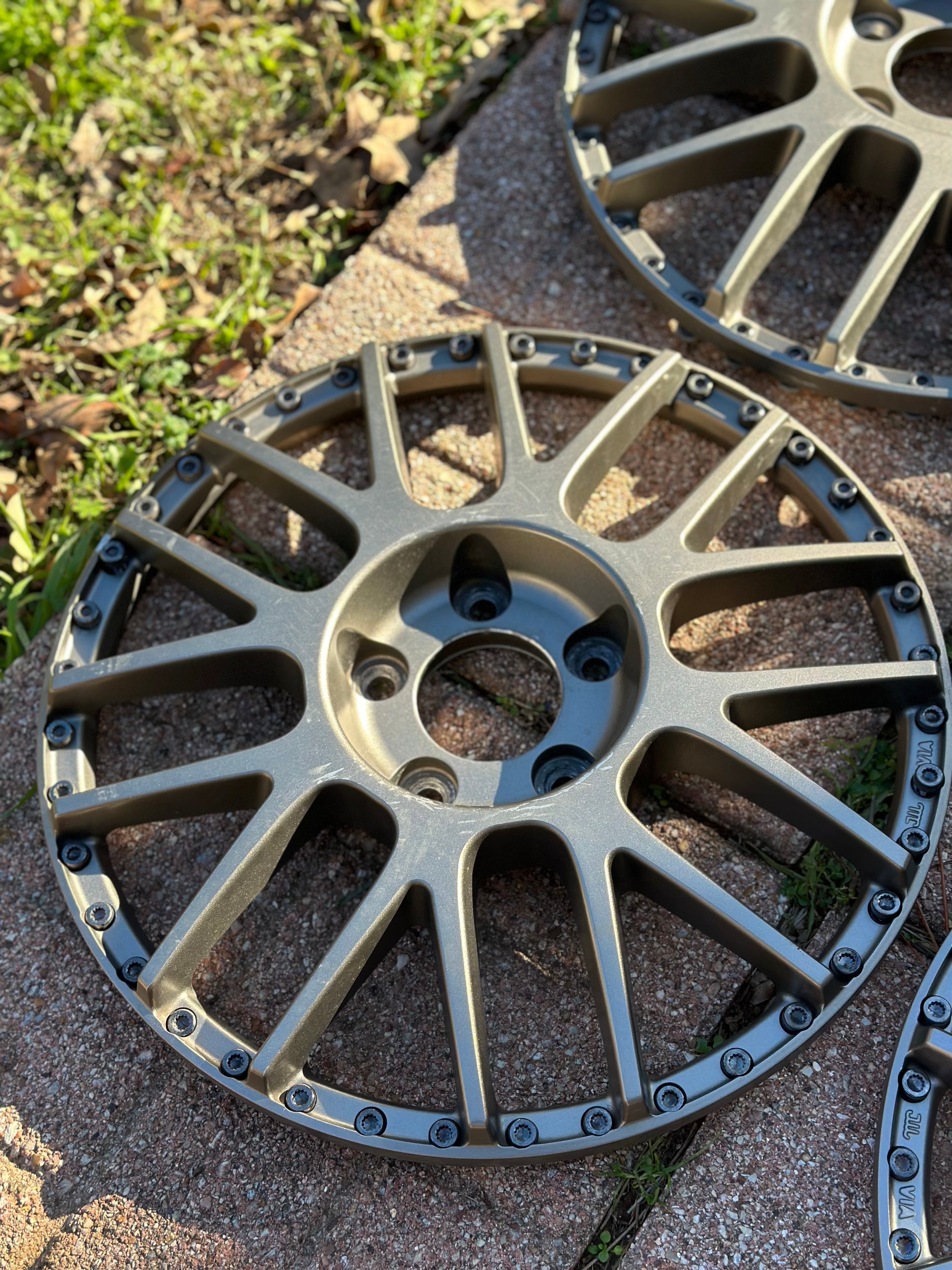 SSR MS-1 Faces 18 inch 5x114.3 with hardware