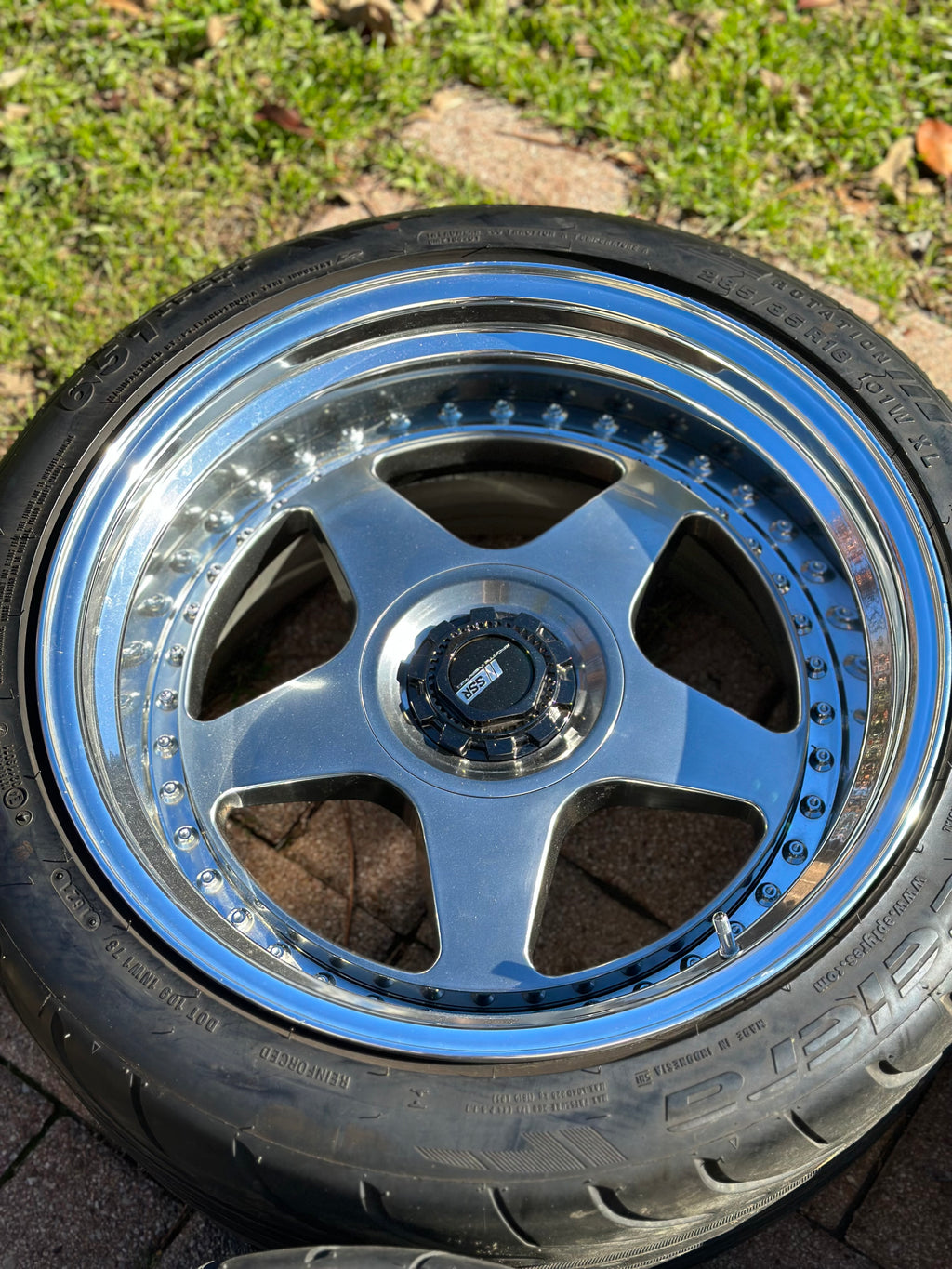 SSR SP6 18 inch 10.5j +18 5x114.3/112