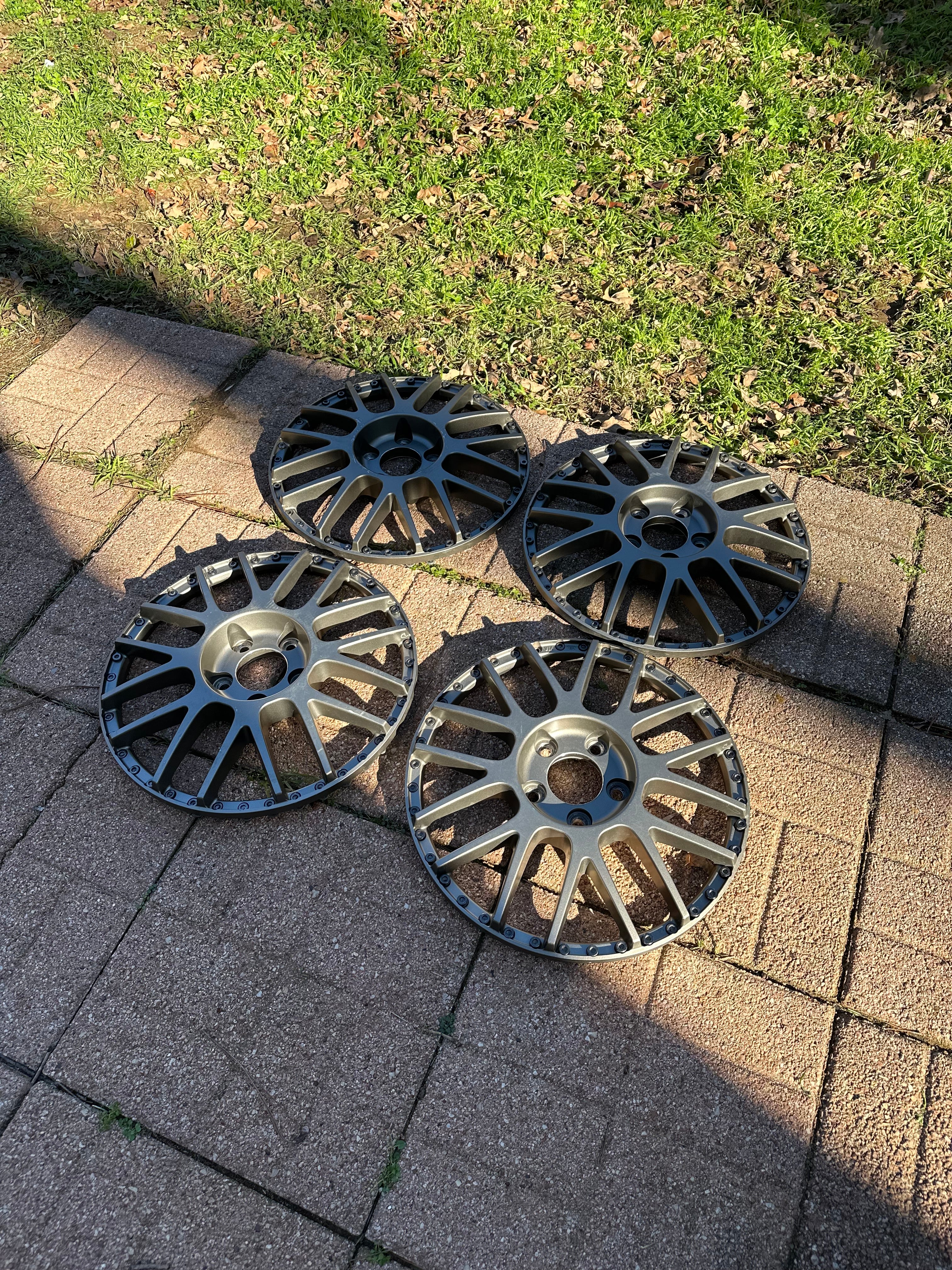 SSR MS-1 Faces 18 inch 5x114.3 with hardware