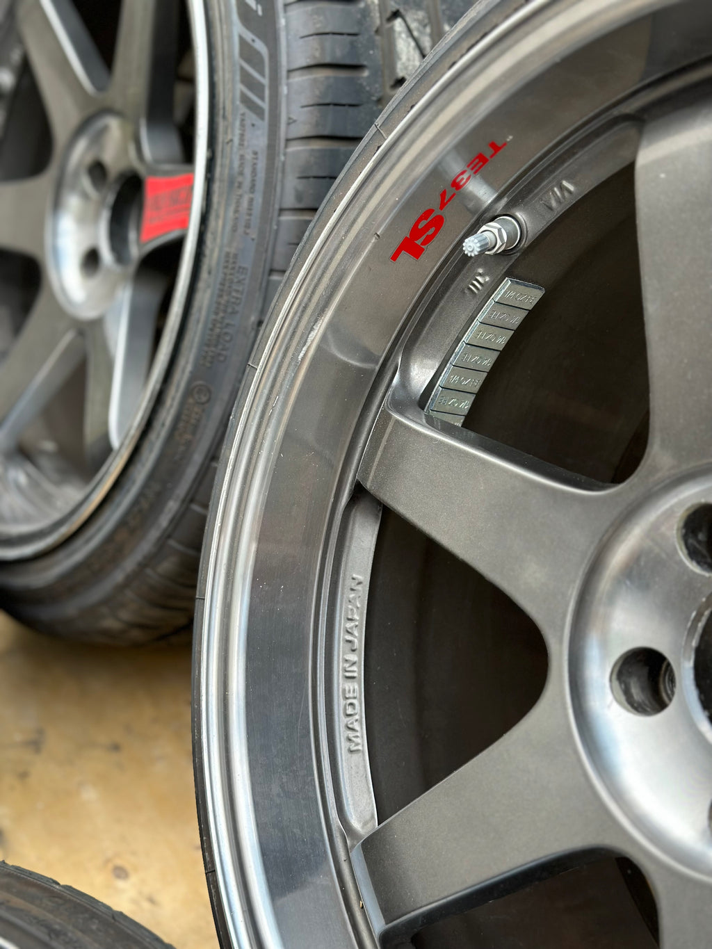 Rays TE37 SL 19 inch 9.5+22 10.5+12 5x114.3
