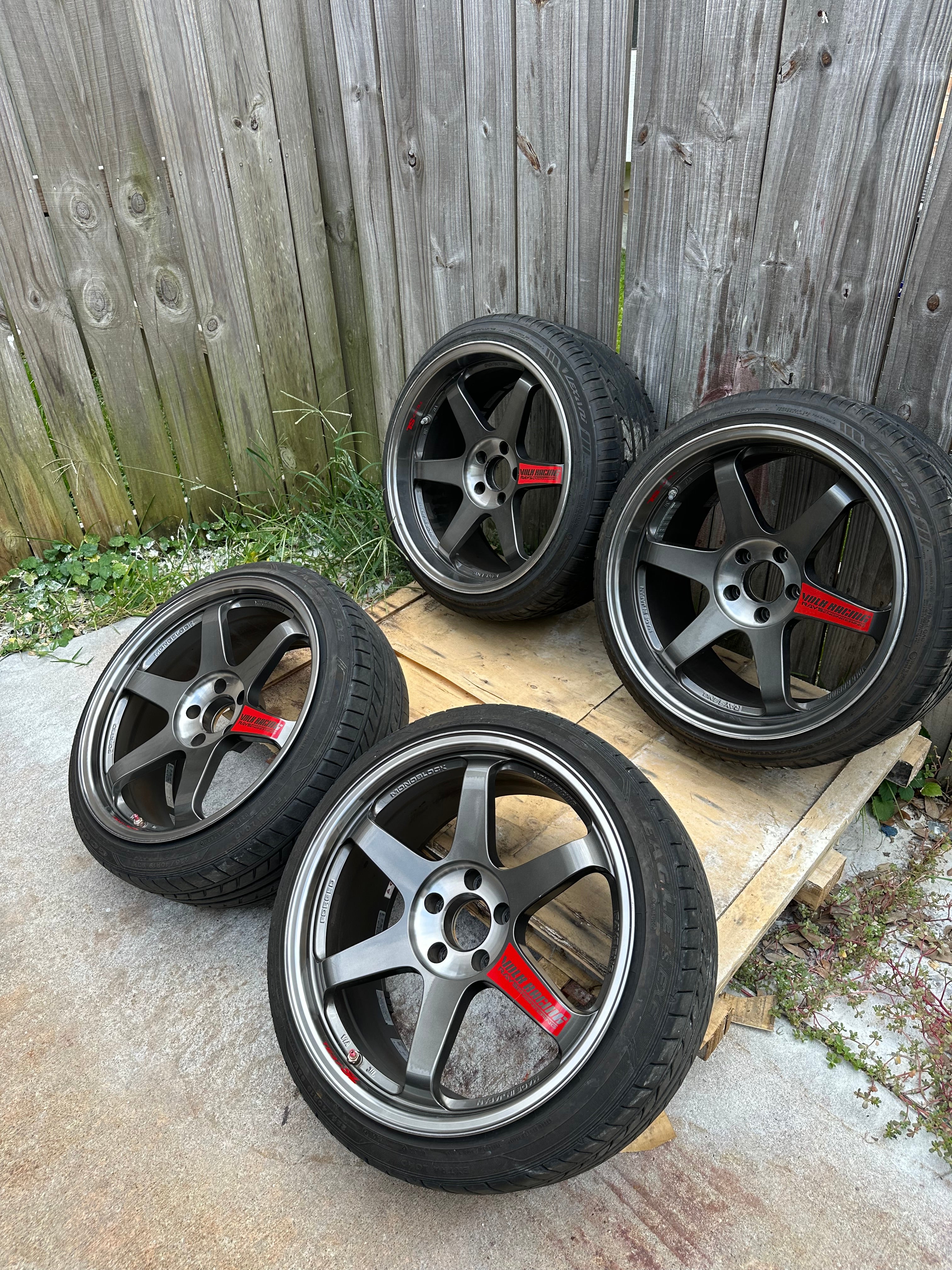 Rays TE37 SL 19 inch 9.5+22 10.5+12 5x114.3