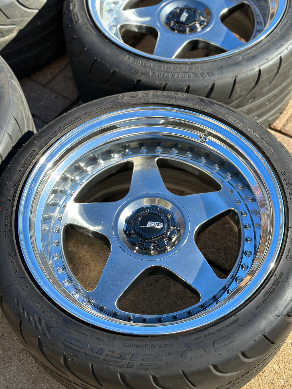 SSR SP6 18 inch 10.5j +18 5x114.3/112