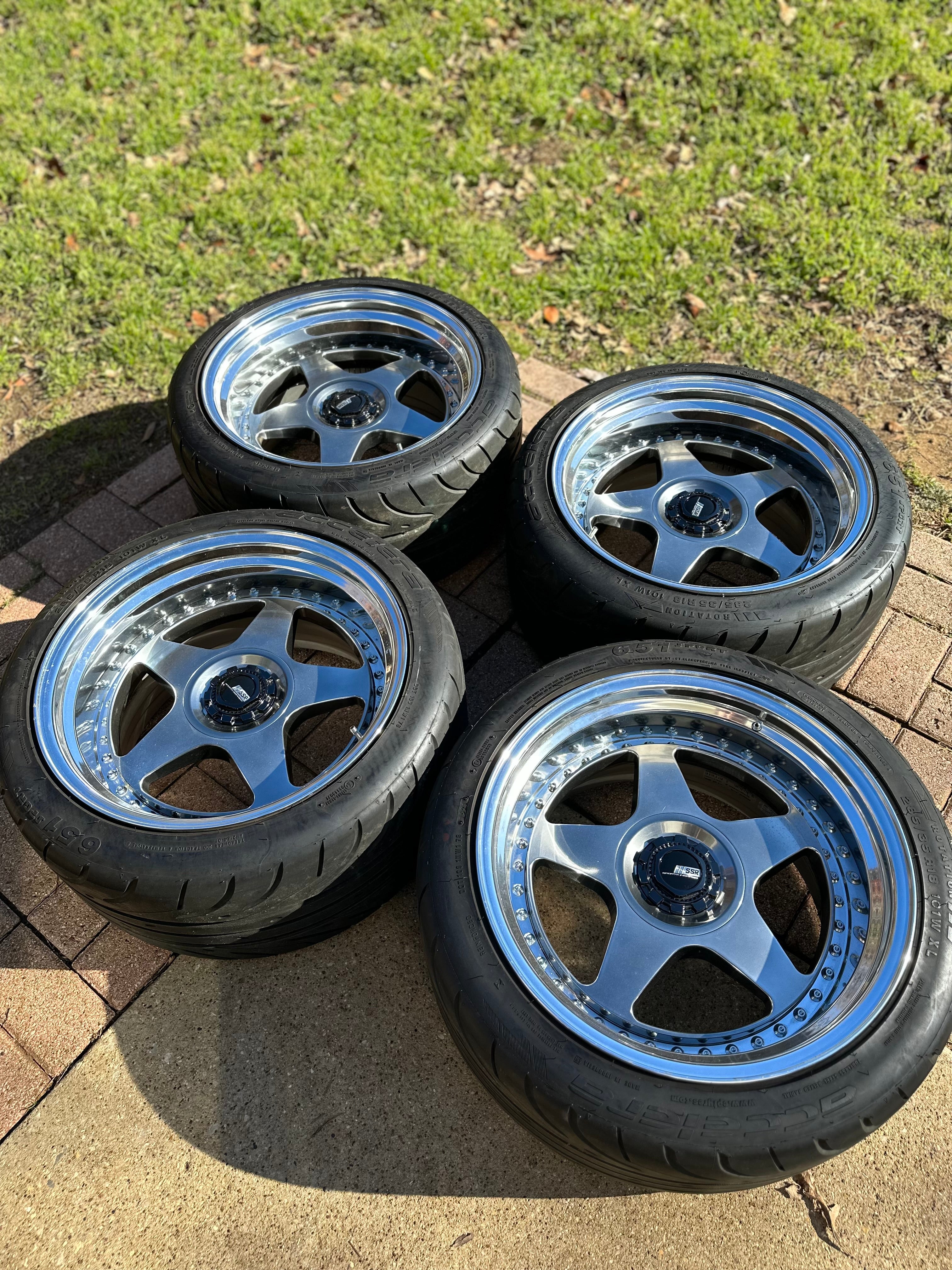 SSR SP6 18 inch 10.5j +18 5x114.3/112