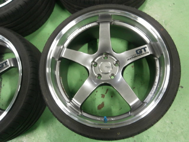 Advan GT 20 inch 9.5+29 5x112