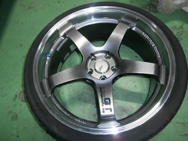 Advan GT 20 inch 9.5+29 5x112
