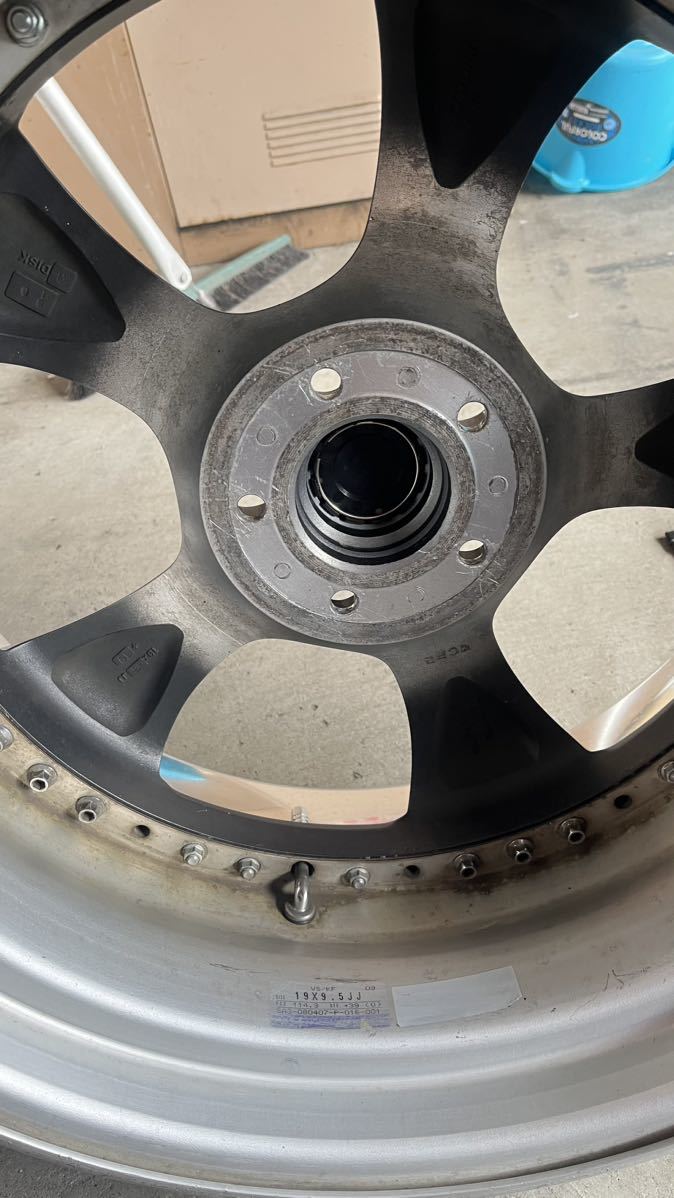 Work VS-KF 19 inch 9.5J +39 10J +38 5x114.3
